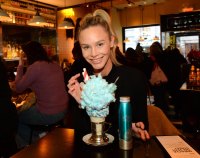 Trends Celebs Want to Leave in 2024 From Low Rise Jeans to Dating Guys Who Are Uglier Than You 595